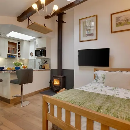 بيت للعطل 1 Bed In Clappersgate Oc-gl083 آمبيلسايد