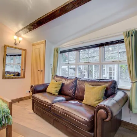 1 Bed In Clappersgate Oc-gl083 بيت للعطل