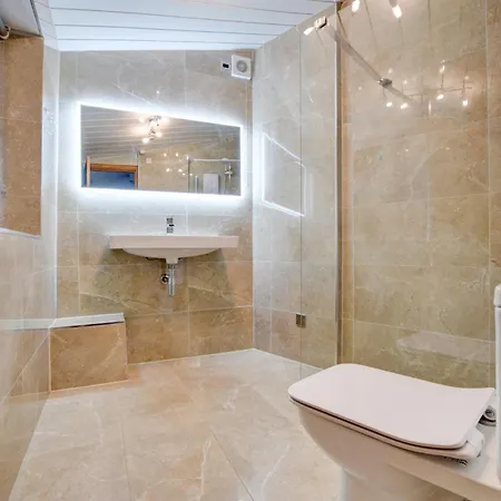 Hébergement de vacances 1 Bed In Clappersgate Oc-gl083 *