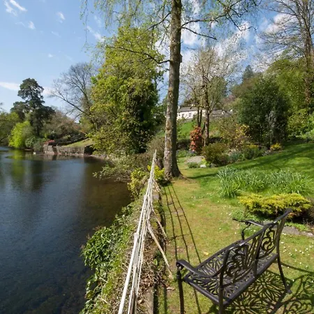 1 Bed In Clappersgate Oc-gl083